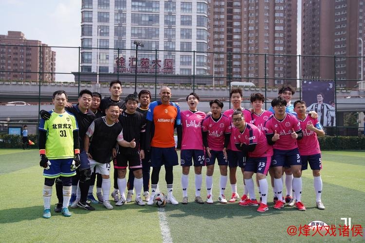 “职业球员零距离｜广网国际组合探访广州外国语学校”