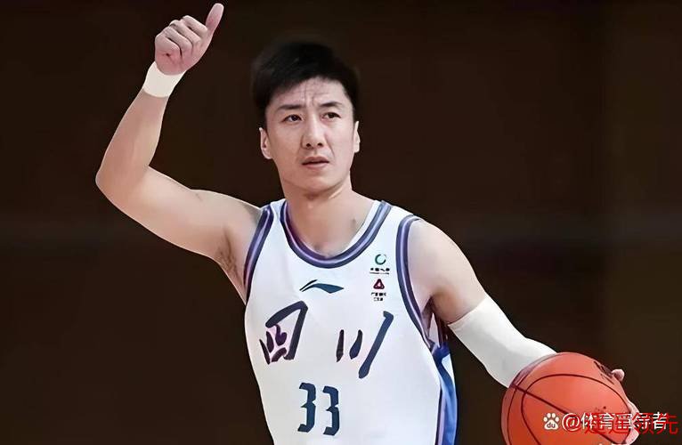 下午五点突发！昔日总冠军四川男篮宣布换帅，韩硕主动辞职杨城接任