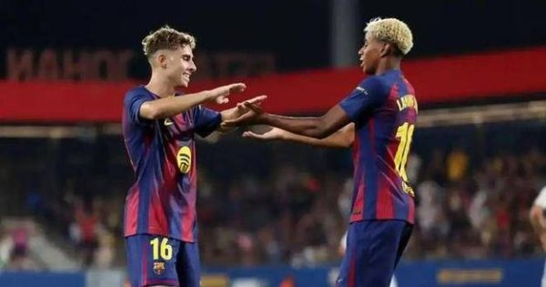 C7娱乐官网 不只亚马尔！22岁“新兰帕德”完成两双成就，他是巴萨隐藏指挥官