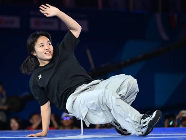 c7娱乐官方入口 霹雳舞小将郭朴：上场后，我更专注于做好自己